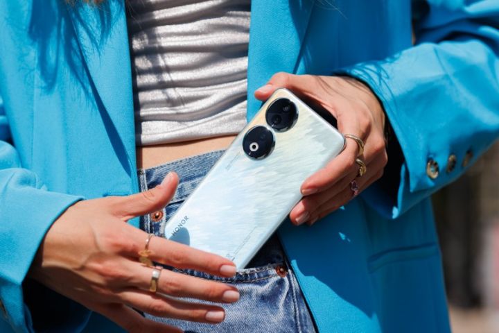 Qiymətinə uyğun flaqman. “HONOR 90” smartfonu necə ərsəyə gəlib?